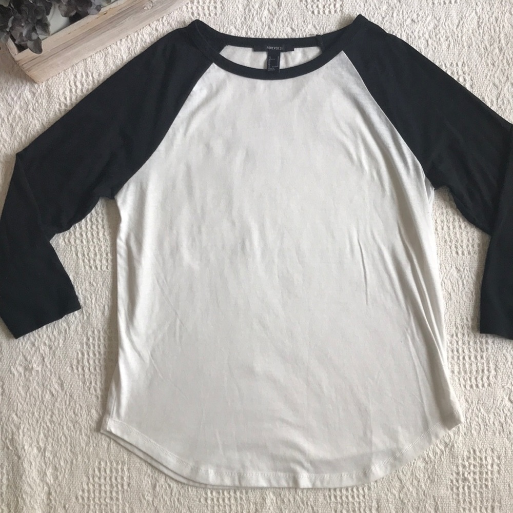 Forever 21 black and white Jersey top